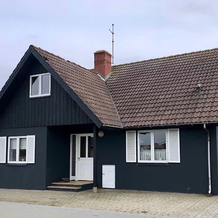 Charming Townhouse With Plenty Of Space Thyboron