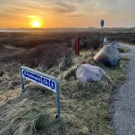 Charming In Town Near The Villa *