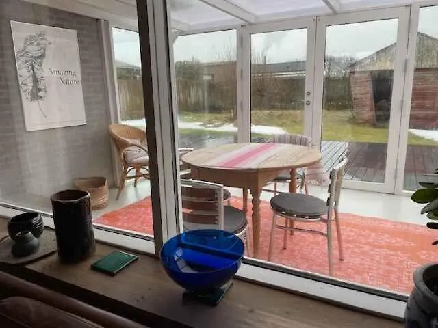 Charming In Town Near The Βίλα