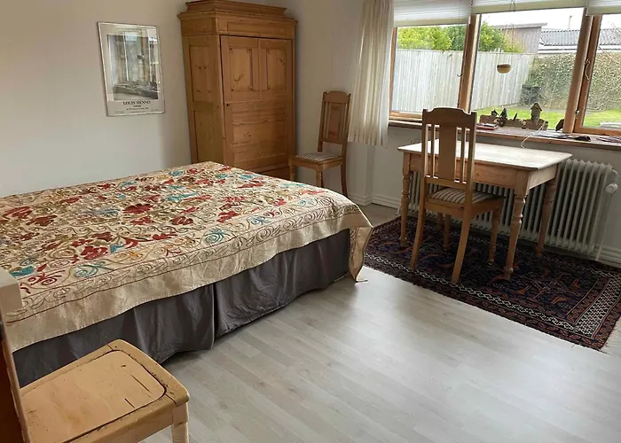Villa Charming In Town Near The